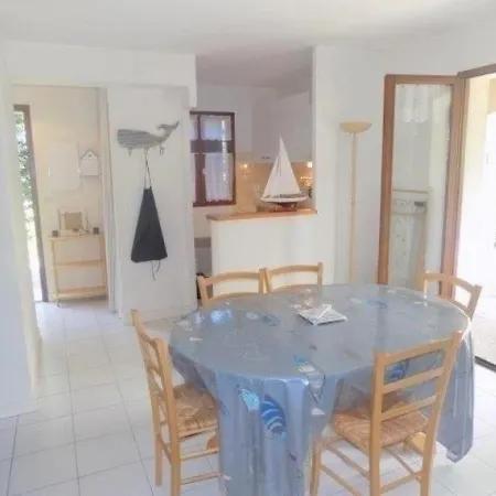 Maison Vaux-sur-mer, 3 Pieces, 5 Personnes - Fr-1-305-152 빌라 보-쉬르-메르