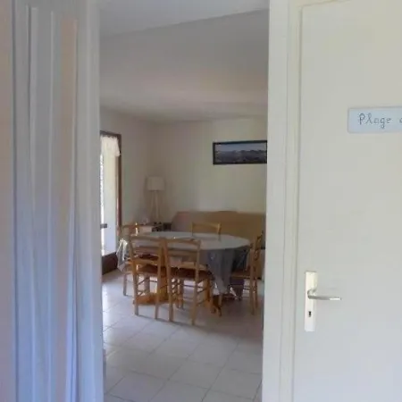 Maison Vaux-sur-mer, 3 Pieces, 5 Personnes - Fr-1-305-152 빌라 *